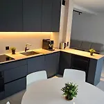 Pine & Sun - Hevenia Apartamento *